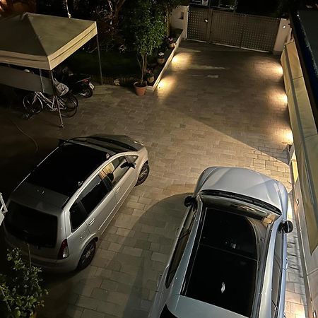 Apartament Happy King Lido di Camaiore Zewnętrze zdjęcie